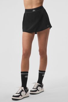 Match Point Tennis Skirt - Black | Alo Yoga Alo Yoga Outfit, Tennis Skirt Black, Cute Golf Outfit, Match Point, Tennis Clothes, Athletic Outfits, Fitted Skirt, Bra Top, Alo Yoga