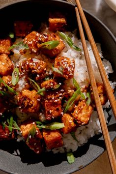 Crispy Chili Crunch Tofu - Fanciful Eats Chili Crunch Tofu, Crispy Asian Tofu, Spicy Crispy Tofu Recipes, Crispy Tofu Bowl, Crispy Tofu Crumbles, Crispy Tofu Rice Bowl, Vegan Meat Recipe