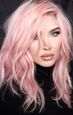 Megan fox pastel pink hair, pastel pink, pastel hairstyles Pink Hair And Makeup, Pastel Hairstyles, Megan Fox Hair, Funky Hair, Hair Dyes, Makeup Spray