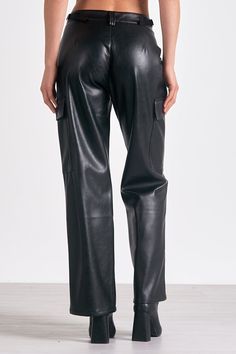 Blend edgy and practical with Mantio pants. These faux leather cargo pants feature oversized pockets and a wide leg for a bold, contemporary look that doesn't compromise on comfort. 90s Style Icons, Denim Dress Fall, Leather Cargo Pants, Jumpsuit Coverup, Fall Bottoms, Oversized Pockets, Jumpsuit Fall, Leather Pant, Jumpsuit Summer