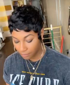 Short Quick Weave Hairstyles, Neck Length Hair, Shorts Hairstyles, Short Hair Designs, Hair Pics