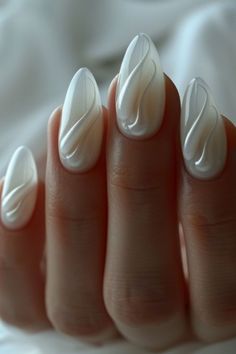 Dewy Nails, Bride Nails 2024 Trends, Bride Nails Wedding Elegant, White Wedding Nails, Elegant White Wedding, Bride Details, Swirl Nails, Best Nails, Chrome Nail Powder