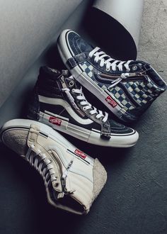 Vans Shoes High Tops, Vans Shoes Fashion, Mens Vans Shoes, Tenis Vans, Mode Shoes, Vans Men, Vans Outfit, Vans Vault, Best Shoes For Men