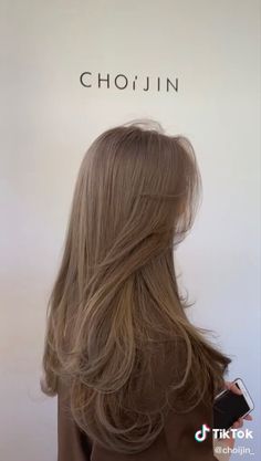 Pelo Colorado, Korean Haircuts, Hair Color Asian, Beige Hair, Brown Hair Looks, Hairstyle Tutorials, Layered Hairstyles