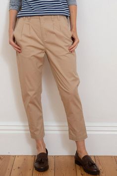 Looking for a truly sustainable choice in chinos? This classic style with a fresh double pleat twist might just tick all the boxes. In a flattering fit with side and back pockets and finished with a coconut button and signature Kite embroidery, these are truly timeless cropped trousers. Made in organic cotton twill with a little bit of stretch for the perfect comfy fit, these chinos will deserve a place in your wardrobe for a long time to come. Kite Embroidery, Cropped Trousers, Comfy Fits, Fashion Face, Slim Legs, Cotton Twill, Classic Style, Fashion Beauty, Organic Cotton