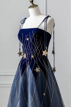 Night Sky Outfit, डिजाइनर कपड़े, 파티 드레스, Chique Outfits, Star Blue, Fairytale Dress, فستان سهرة, Fantasy Dress, Evening Party Dress