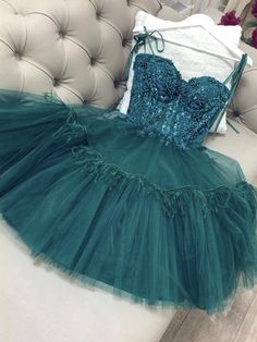 Gorgeous Beaded Short Green Lace Prom Dresses, Green Lace Homecoming Formal Graduation Dresses, Green Cocktail Dresses Tulle Short Dress, Short Green Dress, Formal Dresses Graduation, Green Homecoming Dresses, Mini Dress Hot, Green Cocktail Dress, Green Tulle, Tulle Homecoming Dress, Short Homecoming Dress