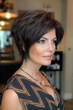 Balayage On Pixie Haircut, Aysemetrical Hair Bob, Best Haircuts For Thick Hair, Thick Hair Short Hairstyles, Edgy Bob Hairstyles, Short Asymmetrical Hairstyles, Asymmetrical Pixie Haircut, Haircuts For Thick Hair, Edgy Pixie Haircuts