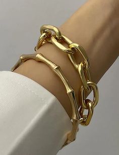 2 szto. Damskie Bransoletka Klasyczny Moda List Spersonalizowane Stop Bransoletka Biżuteria Srebrny / Złoty Na Codzienny Randka 2024 - $11.49 Bracelet Gold For Women, Chunky Gold Bracelet, Bangle Bracelet Gold, Gold For Women, Cheap Bracelets, Chunky Bracelets, Metal Chain Link, Gold Bracelet Chain, Gold Plated Bracelets