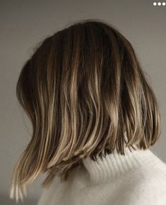 Bronde Bob, Light Brown Balayage, Cabello Hair, Straight Hair Cuts, Chop Chop, Wedding Hair Inspiration, Bright Spring, Dye My Hair, Brunette Hair