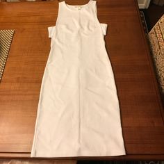 F21 White Bodycon Dress With Cutout Open Sides. Nwt. Has A Little Bit Of Makeup Around The Neckline From Someone Trying It On. Would Probably Come Out In The Wash. White Bodycon, White Bodycon Dress, Body Con Dress, Forever 21 Dresses, 21 Dresses, Colorful Dresses, Forever 21, White Dress, Bodycon Dress