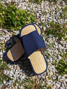 Cinnamon Seagrass slippers - Non-Slip Indoor Slippers  Materials: Upper lining: 100% linen and Lower lining 100% Seagrass  Middle insole: natural cinnamon powder  Outsole: EVA Size available: size 36/37, size  38/39, size 40/41, size 42/43, and 44/45 Product Description:  These slippers are made from 100% Seagrass , linen fabrics, natural cinnamon powder and EVA outsoles. Cinnamon has thermo-regulator properties. It helps keep the feet fresh and reduce sweating during summer and prevent foot odo Comfortable Natural Color Round Toe Slippers, Comfortable Closed Toe Slippers In Natural Color, Indoor Closed Toe Slippers For Summer, Comfortable Open Toe Slippers In Natural Color, Casual Natural Slippers With Rubber Sole, Summer Indoor Closed Toe Slippers, Closed Toe Indoor Slippers, Comfortable Natural Slippers With Rubber Sole, Comfortable Open Toe Natural Slippers