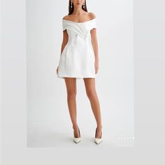 Nwt White Evita Satin Off Shoulder Mini Dress - Size Large - Never Been Worn - So Cute! I Ordered Two Sizes Without Realizing There Were No Returns. Sold Out Online Off Shoulder Mini Dress, Large Size Dresses, So Cute, Off Shoulder, Colorful Dresses, Color White, Satin, Mini Dress, Womens Dresses