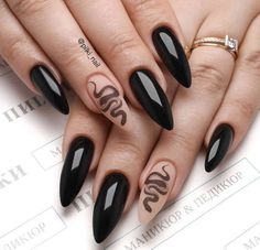 Black Nails Acrylic, Black Acrylic Nail Designs, Almond Nail Art, Black Nails With Glitter, Nail Color Trends, Nail Salon Design, Classy Acrylic Nails