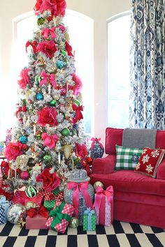 a decorated christmas tree in a living room