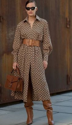 Maxi Dress And Boots Outfit, Hot Outfit Ideas, Tan Leather Boots, Statement Belt, Modest Outfit, Bold Patterns, Spring Wardrobe, Hot Outfits, Business Outfits