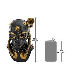 Get ready for a little anti-establishment, alternate history with our forward-thinking Steampunk apocalypse gas mask that boasts a gramophone for hearing and no end of techno-Victorian charm! Apocalypse Gas Mask, Steampunk Apocalypse, Steampunk Gas Mask, Steampunk Mode, Mask Sculpture, Steampunk Mask, Art Cyberpunk, Steampunk Ideas, Mask Art