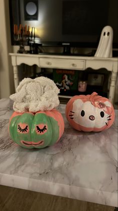 Pumpkin painting inspo, easy pumpkin painting ideas, pumpkin patch, hello kitty pumpkin, spa pumpkin, girly pumpkins. Girly Pumpkin Painting, Small Pumpkin Painting Ideas Easy, Pink Pumpkin Painting Ideas, Girly Pumpkin Painting Ideas, Hello Kitty Pumpkin Painting, Spa Pumpkin, Small Pumpkin Painting Ideas, Painting Inspo Easy, Painting Ideas Pumpkin