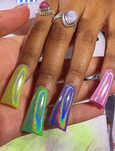 The latest duck nail designs are loved by Y2K fans and are taking over social media because it is edgy and cool. Duck Feet Acrylic Nails, Nail Design Ideas Short, Duck Nail Designs, Duck Tip Nails, Nails Trends 2023, Tattoos And Nails, Duck Nail, Birthday Nail Ideas, Funny Nails