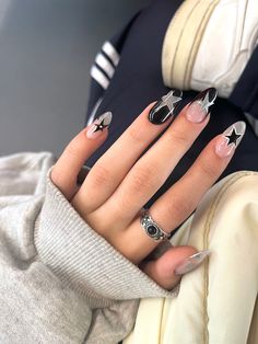 Milky Nails, Punk Nails, Grunge Nails, White Nail, Star Nails, Silver Nails