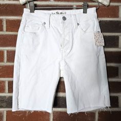 *Exclusive Ambassador Discount Ends 10/23/24 @11:59pm. New Arrival!! Brand New!! We The Free- Free People: White Bermuda Raw Hem Jean Shorts Sz. 24 Nwt!! White Bermuda Shorts Are Brand New W. All Original Tags! Raw Hem! 2 Front Pockets W. 1 Small Inside & 2 Pockets On The Back. Super Cute & Trendy!! Any/All Flaws Have Been Documented & Photographed. Nwt! **Wash With Like Colors. Bundle & Save Automatic Discounts Score Automatic Discounts When You Bundle At Least 3+ Listings...The Bigger The Bund High Waist White Bermuda Shorts For Summer, White Bermuda Shorts For Day Out, White Knee-length Jean Shorts For Spring, White Bermuda Shorts With Built-in Shorts For Day Out, White High Waist Cotton Bermuda Shorts, White Bottoms With Frayed Hem For Spring, White Spring Bottoms With Frayed Hem, Trendy White Bermuda Shorts For Summer, White Cutoff Bottoms For Spring