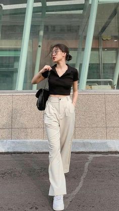 Mode Ulzzang, Korean Outfit Street Styles, Korean Casual Outfits, Korean Girl Fashion, Ulzzang Fashion, Moda Vintage, Mode Inspo, Inspired Outfits