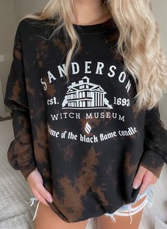 Halloween Bleached Sweatshirts, Hocus Pocus Cricut Shirt, Custom Sweatshirt Ideas, Hocus Pocus Shirts, Witch Museum, Hocus Pocus Halloween, Halloween Tattoo