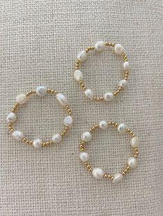 Freshwater pearls mixed with 14k gold filled beads to add a statement to your stack this season! Homemade Bracelets, Autumn Bracelet, Crystal Bead Jewelry, Friendship Bracelets Designs, Jewerly Beads, Clay Bracelet, Beads Bracelet Design, Jewelry Accessories Ideas, Gold Bead Bracelets