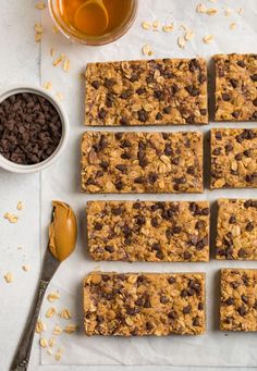 oatmeal bars with chocolate chips and peanut butter