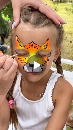 Face Painting Ideas Animals, Rainbow Tiger Face Paint, Kids Makeup Ideas, Face Paint Cat, Kids Face Painting Ideas, Horse Face Paint, Cat Face Painting, Kids Face Painting Easy, Fox Face Paint