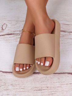 Minimalist Single Band Slides | EMERY ROSE Beige Slippers, Moda Do Momento, White Slippers, Women Slides, Active Wear Shorts, Wide Bands, Winter Wear, On Shoes