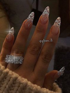 White Sparkle Nails, Ideas Pedicure, Nails Metallic, Nails Holographic, Nails Gradient, Nails Marble, Nails Floral, Vegas Nails