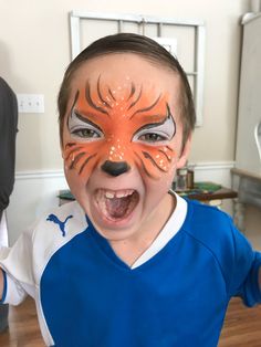 Kids tiger makeup. Kids face painting. Tiger Face Makeup, Tiger Makeup For Kids, Tiger Face Makeup Halloween, Kids Costume Ideas, Face Painting Tiger Easy, Face Painting Tiger, Kids Face Painting, Makeup For Kids