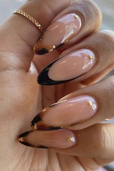 Nail Design Gold, Kutek Disney, Cute Simple Nails, Smink Inspiration, Purple Nail, Classy Acrylic Nails, Makijaż Smokey Eye, Thanksgiving Nails, Fall Nail Art