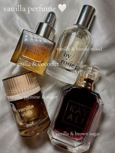 How To Organize Perfumes On Dresser, Profumo Victoria Secret, Koleksi Parfum, Halloweenský Makeup, Perfume Organizer, Perfume Storage, Organizer Ideas, Perfume Organization