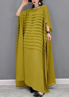 Fabric: ChiffonSize & Fit:Fit: This garment fits true to size.Length: Size 2XL measures 46.41" from shoulder to hem.Bust: Great for any cup size.Waist: Loose Fit. Comfortable room throughout midsection.Hip: Loose Fit - room for hips.Hand Wash Cold. Cloak Dress, Mode Abaya, Ankle Dress, Linen Maxi Dress, Abaya Fashion, Asymmetrical Design, Looks Style, Linen Dresses, Batwing Sleeve