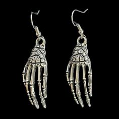 Creepy But Cool Skeleton Hands Silver Alloy Approximate Measurements: - 2" With Hook - 1.5" High - .5" Wide Casual Skull Jewelry For Halloween, Casual Halloween Skull Jewelry, Creepy Earrings, Hand Brooch, Halloween Skeleton Hand, Cool Skeleton, Halloween Events, Jewelry Halloween, Skeleton Hand