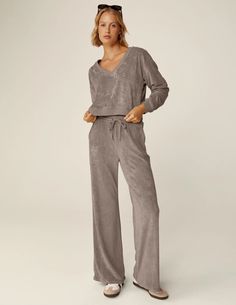 Tropez Pullover | Beyond Yoga Relaxed Fit Sleepwear For Fall Leisure, Fall V-neck Sleepwear For Lounging, V-neck Top With Elastic Waistband For Loungewear, Comfy Tops With Ribbed Waistband For Loungewear, Relaxed Fit Top With Ribbed Waistband For Lounging, Casual Tops With Elastic Waistband For Relaxation, Relaxed Tops With Elastic Waistband For Lounging, Casual Sleepwear With Soft Texture For Fall, Cozy Sleepwear