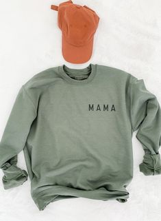 This light weight soft cotton crew neck sweatshirt is a go-to layer for workouts, coffee dates, play dates & napping. Perfectly fit for a MAMA. Clothes for a MAMA by a MAMA Women 30s, Mom Fits, Momma Shirts, Mom Clothes, Mom Wardrobe, Fun Shirts, Womens Hoodies, Mom Stuff, Mama Style