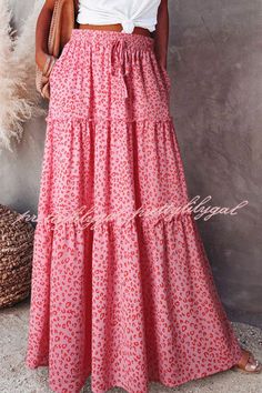 Casual Flowy Pink Maxi Skirt, Pink High Waist Maxi Skirt For Beach, High Waist Pink Maxi Skirt For Beach, Non-stretch Pink Lined Maxi Skirt, Pink Maxi Skirt With Elastic Waistband, High Neck Style, High Waist Skirt, Boho Outfits, Ankle Length