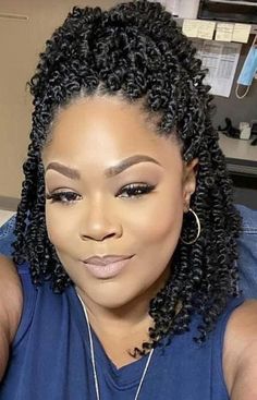 Short Crochet Braids Hairstyles, Short Crochet Braids, Hairstyles Twist, Twist Hairstyle, Bob Braids Hairstyles, Crochet Hairstyles, Crochet Styles, Curly Crochet Hair Styles, Butterfly Locs