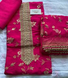 Suit With Lace Design, Suit With Lace, Fancy Dress Material, Chanderi Suit, Kurti Embroidery, Gown Party Wear, Embroidery Suit, Colour Combinations Fashion, Churidar Designs