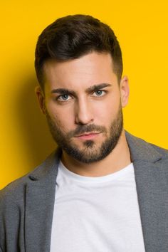 Business Haircut, Haircut Ideas For Men, Guy Hair, Professional Haircut, Richard Rankin, Hot Haircuts, Boy Haircuts, Hair Replacement Systems, Mens Hairstyles Thick Hair