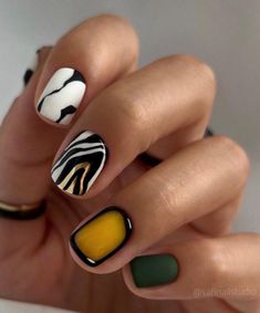 Design Ongles Courts, Drag Make-up, September Nails, Nail Swag, Fire Nails, Funky Nails, Minimalist Nails, Fancy Nails