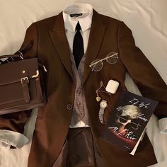 Light Academia Aesthetic Outfit Men, Dark Academia Outfit Aesthetic, Academia Aesthetic Outfit Men, Light Academia Outfit, Academia Aesthetic Outfit, Class Outfits, Light Academia Aesthetic, Academia Outfits, Aesthetic Outfits Men