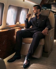 My Unmatched Perspicacity, Men Luxury Lifestyle, Dan Bilzerian, Mens Luxury Lifestyle, Luxury Lifestyle Aesthetic, Jay Shetty, Style Analysis