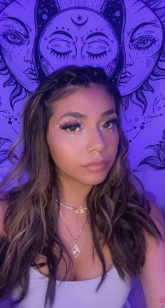 Eye Makeup Looks With Gems, Cute Makeup Looks With Jems, Face Makeup With Gems, Gems On Face Ideas, Costume Ideas Euphoria, The Weeknd Concert Makeup Look, Cute Face Gem Ideas, Jeweled Face Makeup