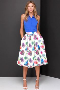 Posie On Over Ivory Floral Print Midi Skirtat Lulus.com! Ivory Skirt, Floral Print Midi Skirt, Scuba Knit, Chic Skirts, Skirt Floral, Printed Midi Skirt, Skirt Midi, Floral Midi Skirt, Floral Print Skirt