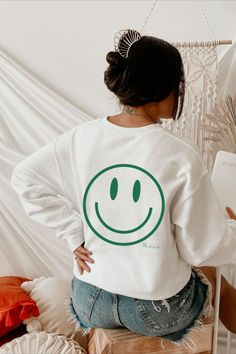 Smiley Face Clothing, Smiley Face Sweatshirt, Streetwear Tshirt Design, Sweatshirt Trendy, To Be Kind, Gift For A Friend, Streetwear Tshirt, Embroidered Hoodie, Design Minimal