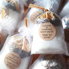 Favors Bath Salts Packaging Ideas, Bath Salt Labels, Bath Salt Packaging, Elsa Crafts, Aromatherapy Business, Bath Salt Favors, Salt Favors, Salt Packaging, Bath Tea Bags